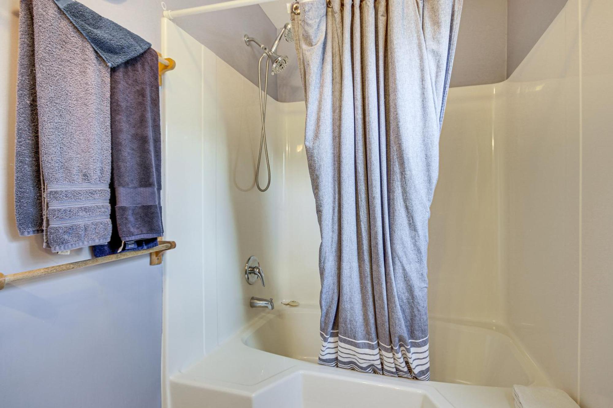 Pet-Friendly Lakehouse View Tower And Fire Pit! Lake Murray Shores Ngoại thất bức ảnh